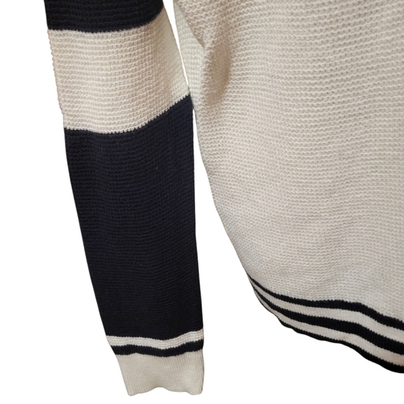 Faherty Throwback Waffle Crewneck Wrigley Sweater Black & White Stripes Size MED - Picture 5 of 8